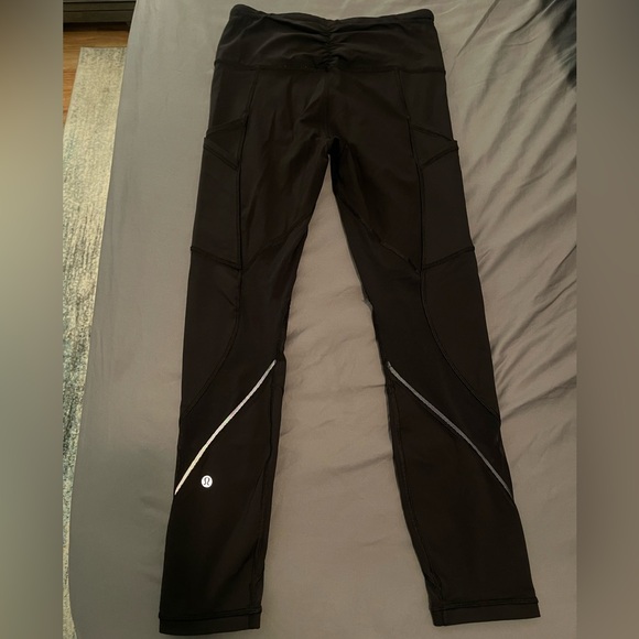 Lululemon Scrunch Butt Legging With Mesh - Black - Picture 3 of 3